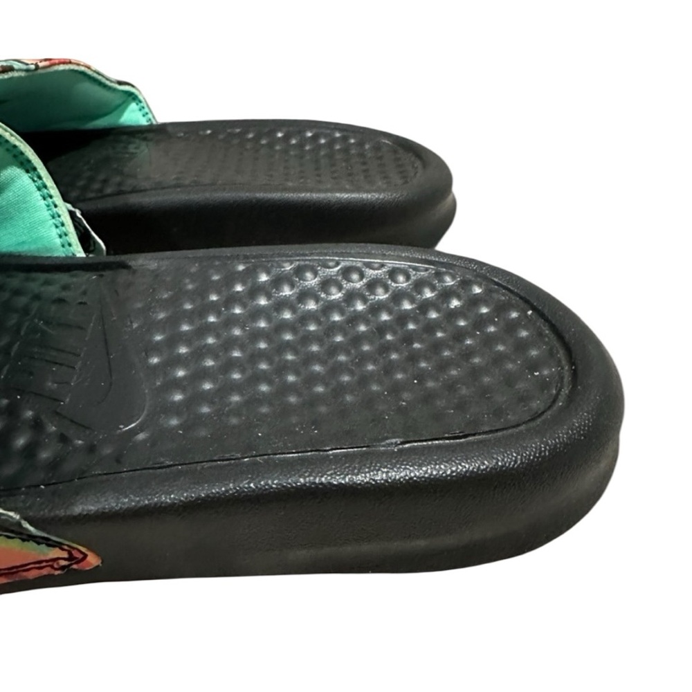 Women’s Nike Benassi Tropical Floral Slip on Slides, Size 6. NEW! - Picture 4 of 10